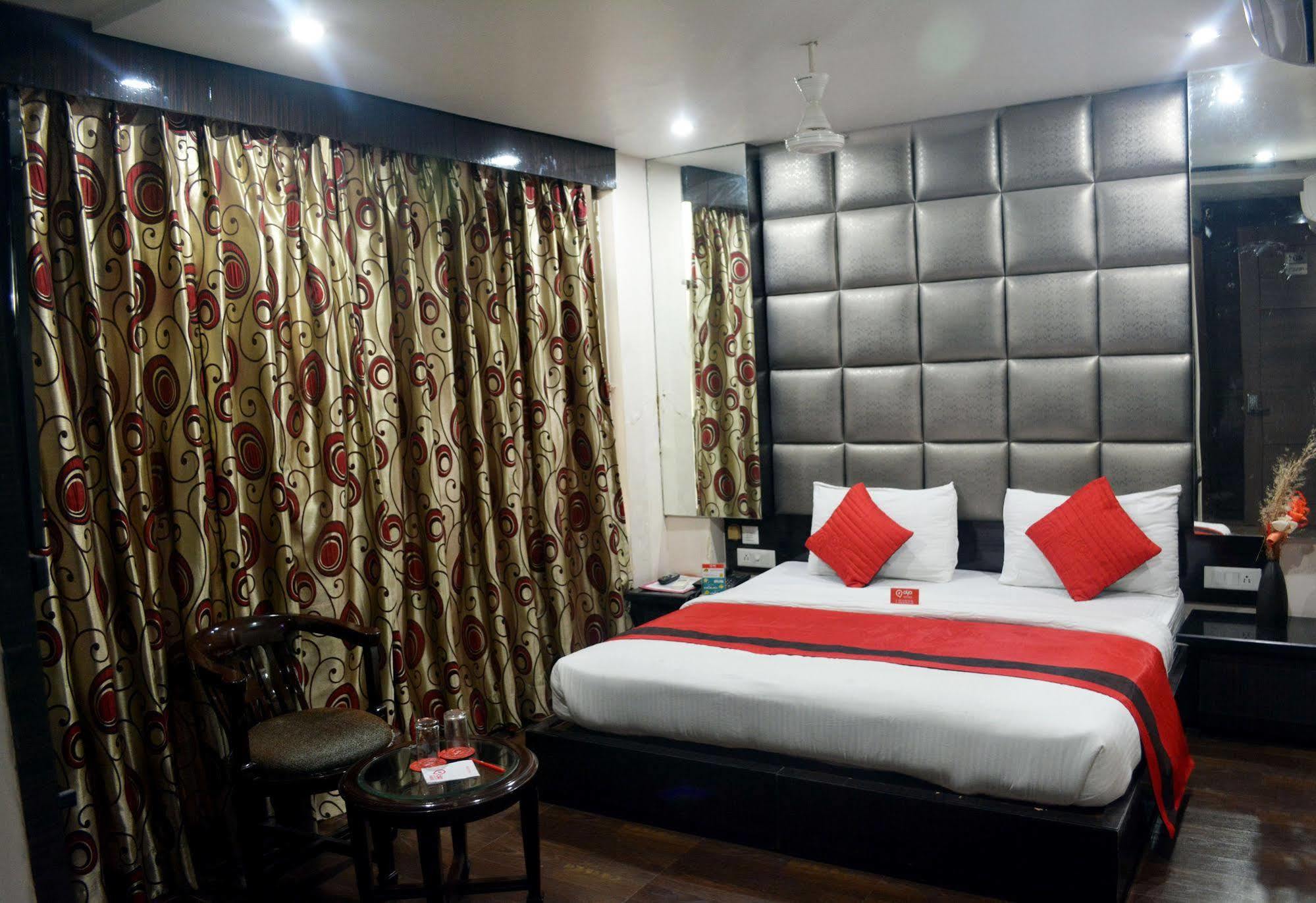 Fabexpress Lotus Palace New Delhi Exterior photo